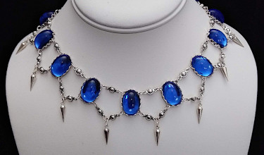 Wild Rose Necklace, Royal
