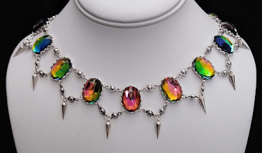 Wild Rose Necklace, Vitrail